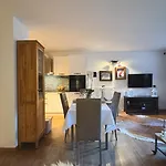 Snow Life House Apartment *