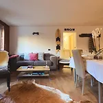 Snow Life House 布勒伊-切尔维尼亚